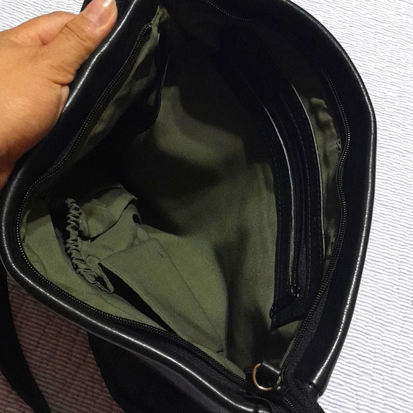 Stone Mountain Purse - Picture 7 of 7